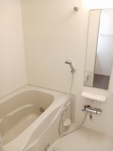 フェリース・なごみ　Ⅲの浴室|お風呂で日々の疲れを落としましょう