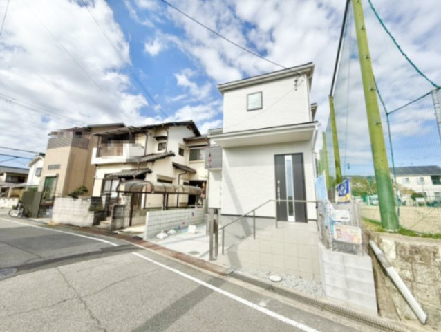 明石市魚住町西岡の外観|お客様からのお問い合わせ心よりお待ちしております♪