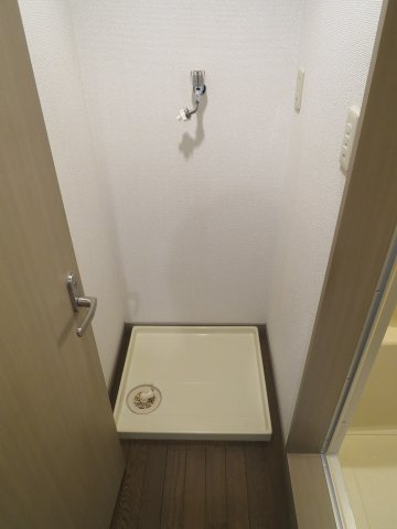 クレスト壱番館の設備|室内洗濯機置場