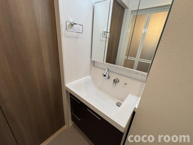 ヒカルサ藤枝高柳Ⅰの独立洗面台