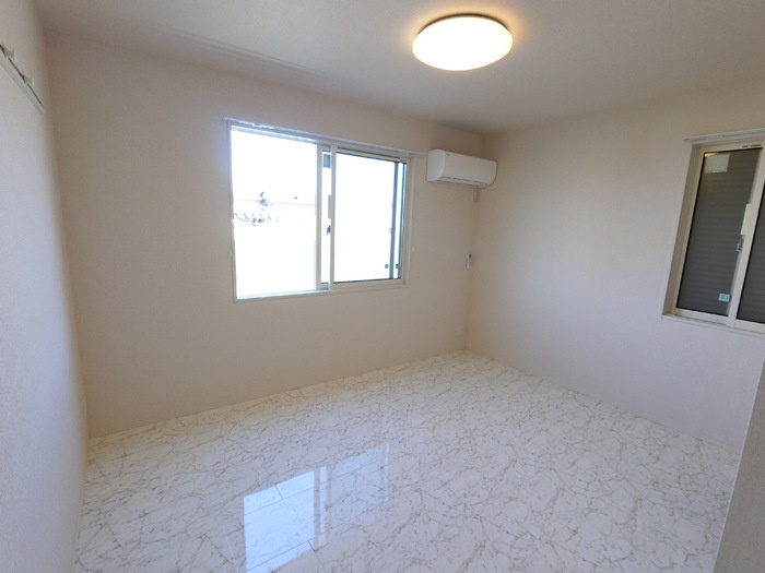 ステラマリスＡの洋室