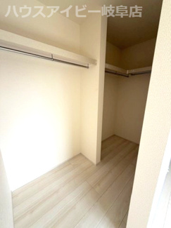 【収納】 | 本巣市下真桑平屋の新築建売全3棟！長期優良住宅！耐震等級3・住宅性能評価書取得！お車並列3台可能！ | 本巣市下真桑平屋の新築建売全3棟！長期優良住宅！耐震等級3・住宅性能評価書取得！お車並列3台可能！