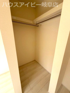 【収納】 | 本巣市下真桑平屋の新築建売全3棟！長期優良住宅！耐震等級3・住宅性能評価書取得！お車並列3台可能！ | 本巣市下真桑平屋の新築建売全3棟！長期優良住宅！耐震等級3・住宅性能評価書取得！お車並列3台可能！