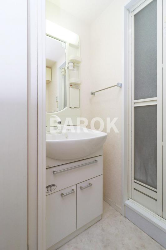 福岡市中央区港３丁目の賃貸マンションの洗面所