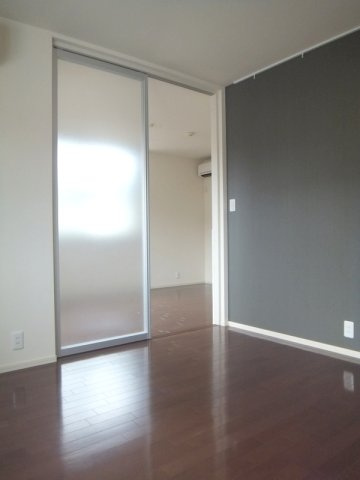 グランポルタ　ソシガヤの居間・リビング