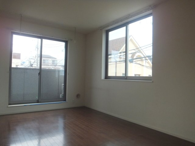 グランポルタ　ソシガヤの居間・リビング