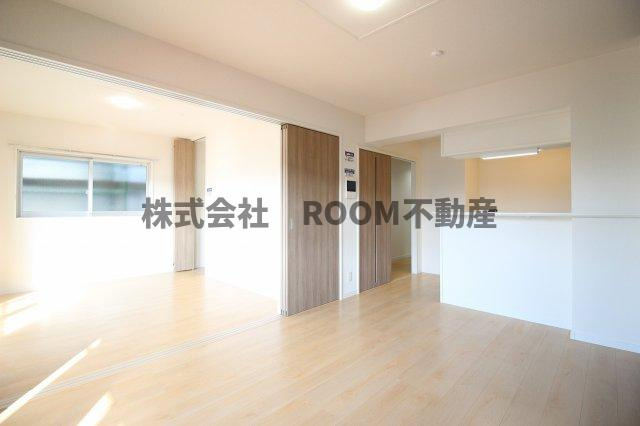 Green Terrace Toshimi（グリーンテラストシミ））の居間・リビング|ゆったり過ごせるリビングです