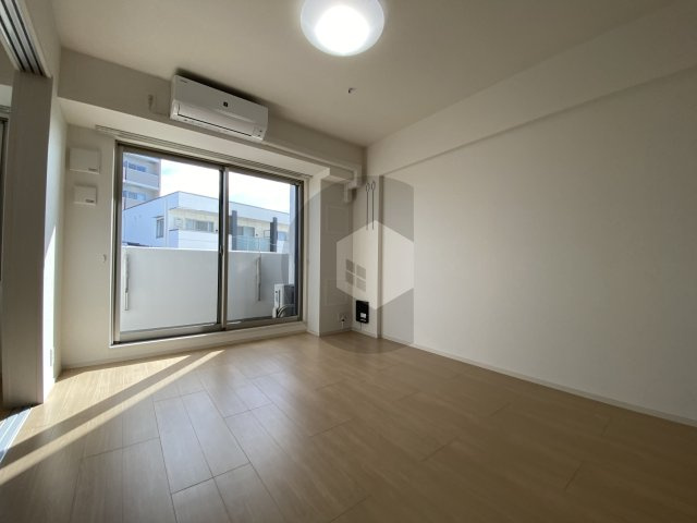 ムーンヒルズ大阪の居間・リビング