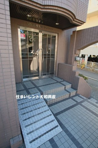 ＮＳ相模大野マンションのエントランス