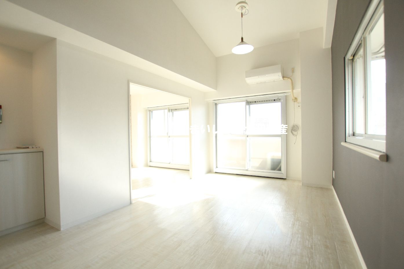 ＮＳ相模大野マンションの居間・リビング