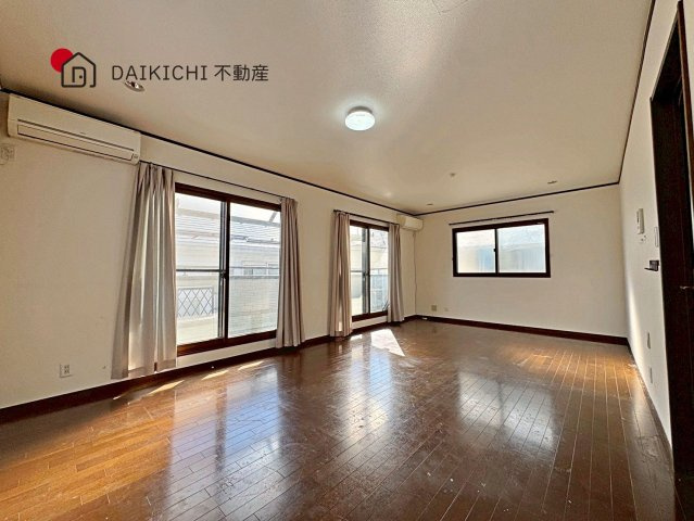 【居間・リビング】 | 北本市東間7丁目　中古戸建