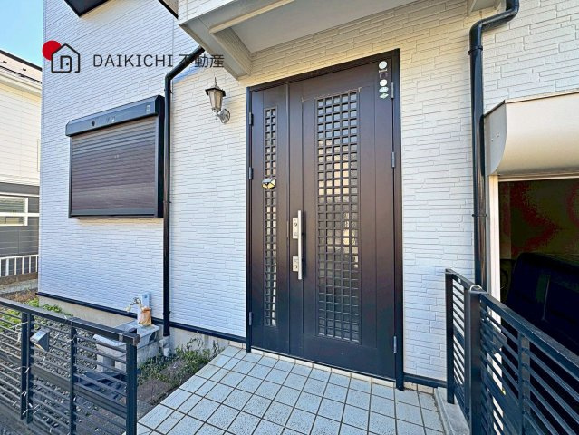 【玄関】 | 北本市東間7丁目　中古戸建