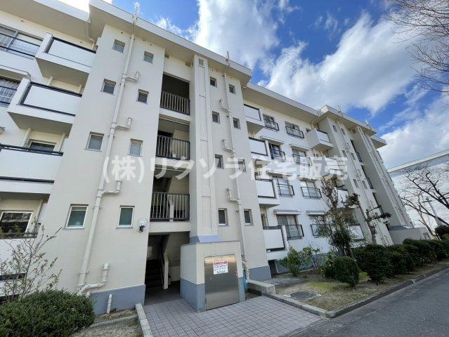香里三井EG住宅の外観|新しい生活にいかがでしょうか？外観はお住まいの顔になります。こだわりたいポイントですね。水回りリフォームやリノベーションも承ってます。
■現地見学・資金計画相談・住宅ローン相談もお問合せ受付中■
