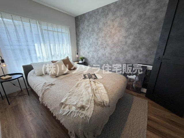 香里三井EG住宅の寝室|ベッドもついております♪
■物件内覧・資金計画相談・住宅ローン相談、リフォーム相談、お問合せ受付中■
※当日・翌日のご内覧、ご相談はお電話でのお問合せがスムーズです！