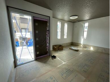 守山市伊勢町の店舗事務所の内装