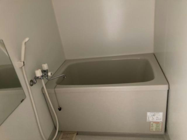 ベルフラワー嵐山の浴室