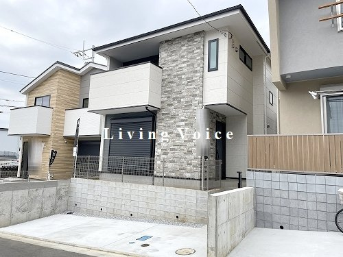 【外観】 | 【仲介手数料０円】秦野市尾尻2期　新築一戸建て　1号棟　全2棟 | 2号棟　秦野市尾尻2期　新築一戸建て　全2棟