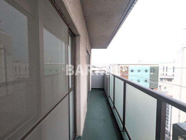 エスポワールコナカビルのバルコニー