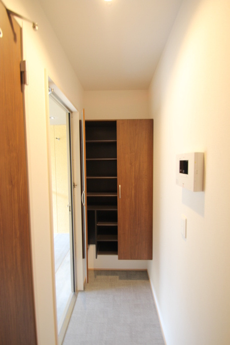 メゾン・シュシュの玄関