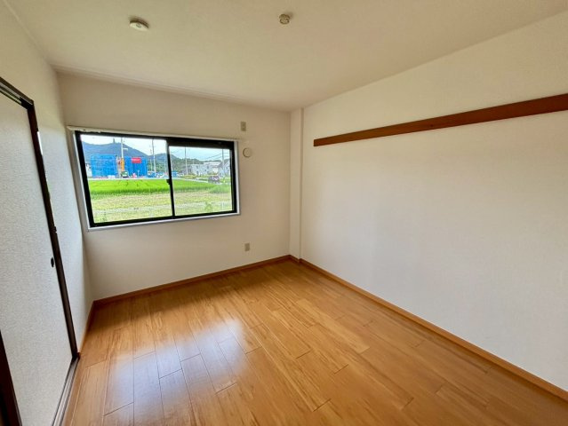 ファミィール北条の洋室