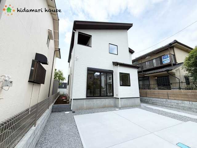 桶川市末広3期　新築戸建　TERRACE01