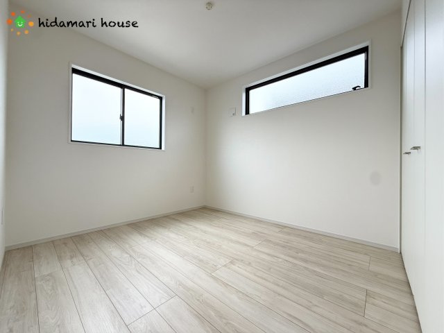 桶川市末広3期　新築戸建　TERRACE01の洋室|2階洋室：5.2帖
