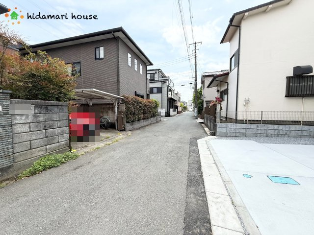 桶川市末広3期　新築戸建　TERRACE01の前面道路含む現地写真