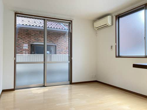 シャルムＭＹ（洋光台）の居間・リビング|こちらのリビングで趣味の時間をお楽しみください