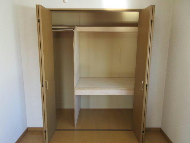 ヴァイオレットハイツの収納