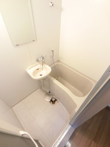 ロアジールウラヤスの浴室