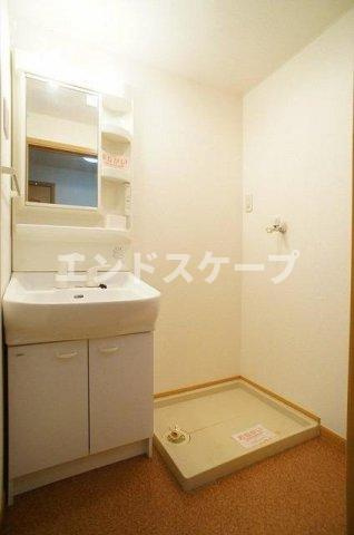 ラ・ビエントの洗面所|高崎、前橋のお部屋探しはエンドスケープまで！お客様の理想お聞かせ下さい♪