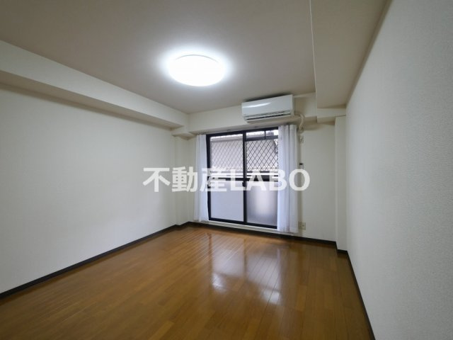 ファミールグランデサウス館の洋室