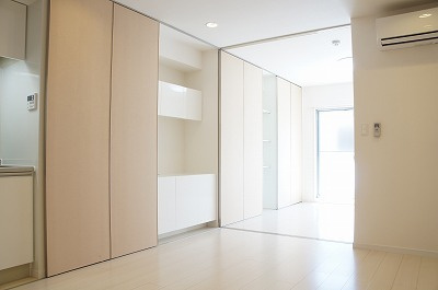 リブリ・白山WESTの居間・リビング|ゆったり過ごせるリビングです