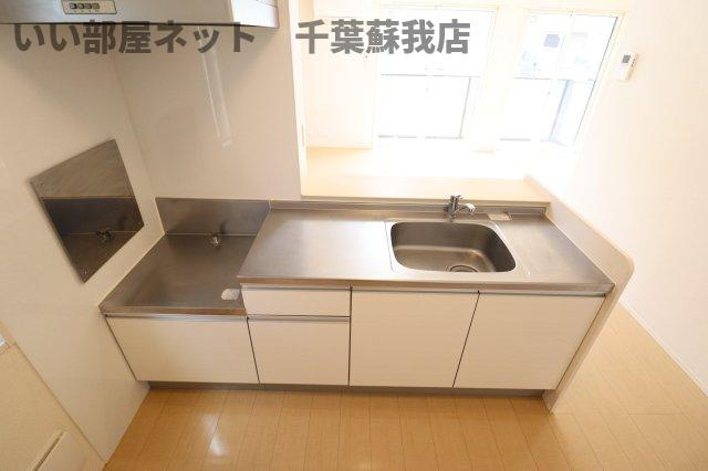 PARK　HILLS　MIYAKO　Ｅのキッチン|コンパクトなキッチンで掃除もラクラク