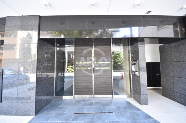 APRILE南森町のエントランス|APRILE南森町（旧名：アスール南森町）　エントランス