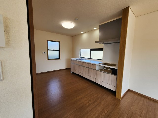東根市神町営団一条通り　中古物件のキッチン|新品交換済です