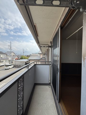 【バルコニー】 | ファミールS