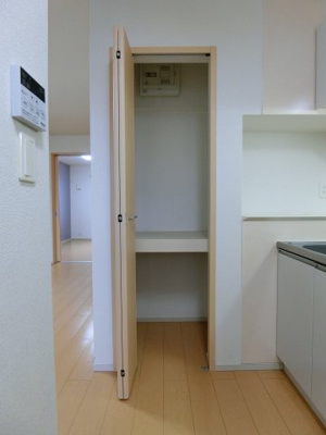 【収納】 | ロイヤルシャトー・Ｋ | イメージ101号室の写真