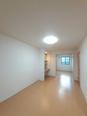 【居間・リビング】 | ロイヤルシャトー・Ｋ