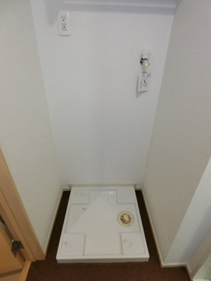 【洗面所】 | ロイヤルシャトー・Ｋ | イメージ101号室の写真