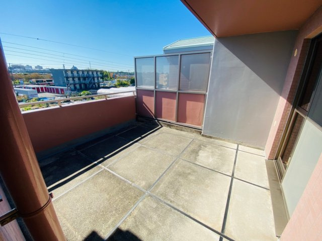 アグロスのバルコニー