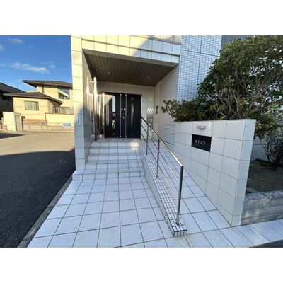【エントランス】 | オアシス