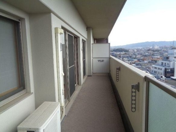 グランアッシュ寝屋川シティマークサウスリッジのバルコニー|■物件内覧・資金計画相談・住宅ローン相談、リフォーム相談、お問合せ受付中■
※当日・翌日のご内覧、ご相談はお電話でのお問合せがスムーズです！