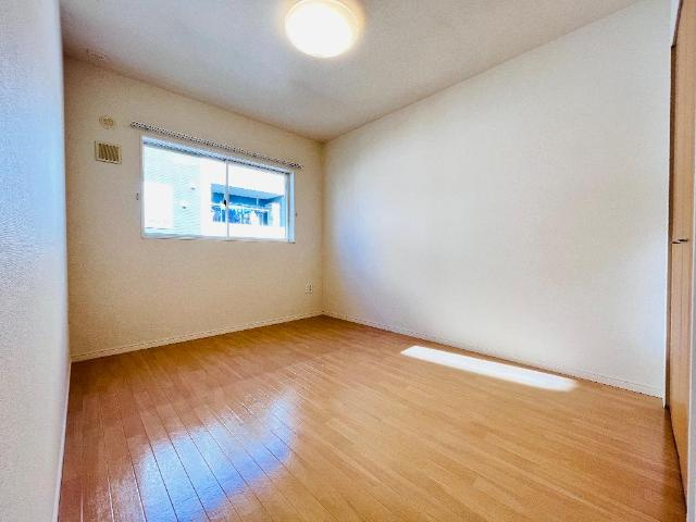 【内装】 | ディモア　パレス | 洋室