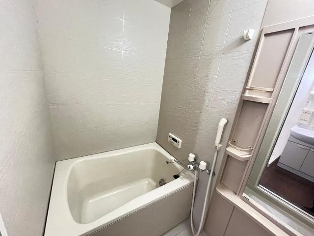 【浴室】 | メゾン・ド・エレガンス | バス