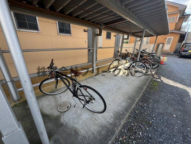 小金井市中町２丁目のアパートの駐車場