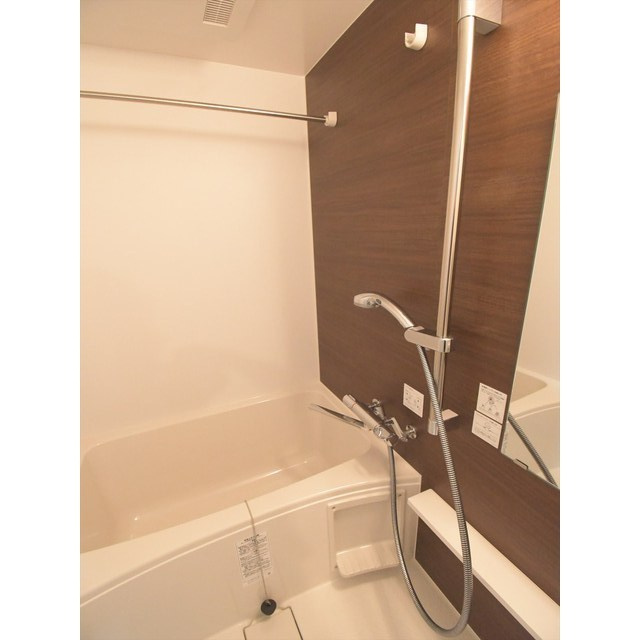 ＧＥＮＯＶＩＡ東中野ｓｋｙｇａｒｄｅｎの浴室