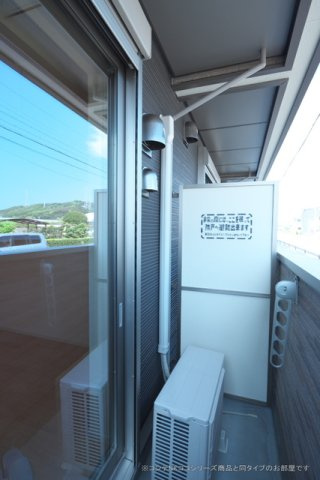 Ａｉ－ＨｉｇｈｔｓⅡＡのバルコニー|暖かな日差しのふりそそぐバルコニー