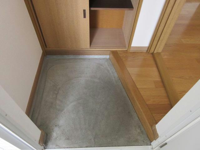 コーポ中村の玄関