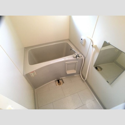 【浴室】 | ファミールハイツ B | 日々の暮らしに欠かせないお風呂です